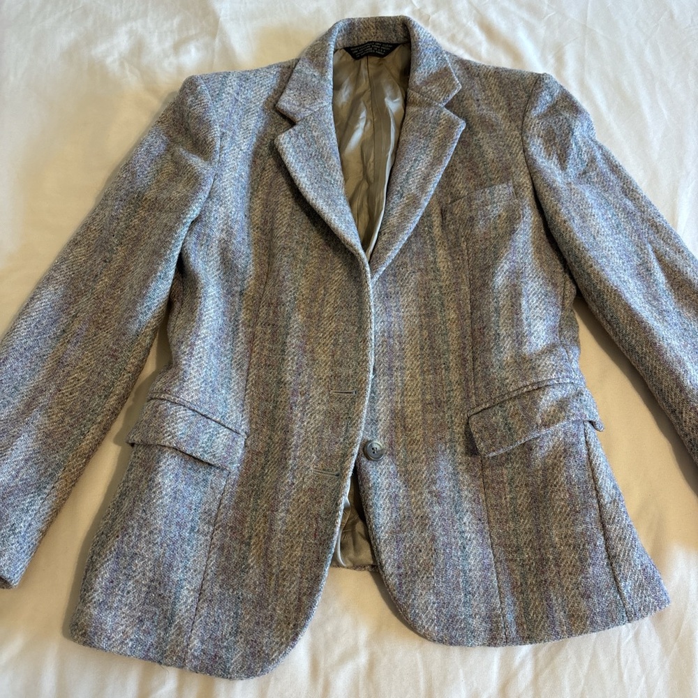 Women's Classic Gray Blazer - Picture 3 of 10
